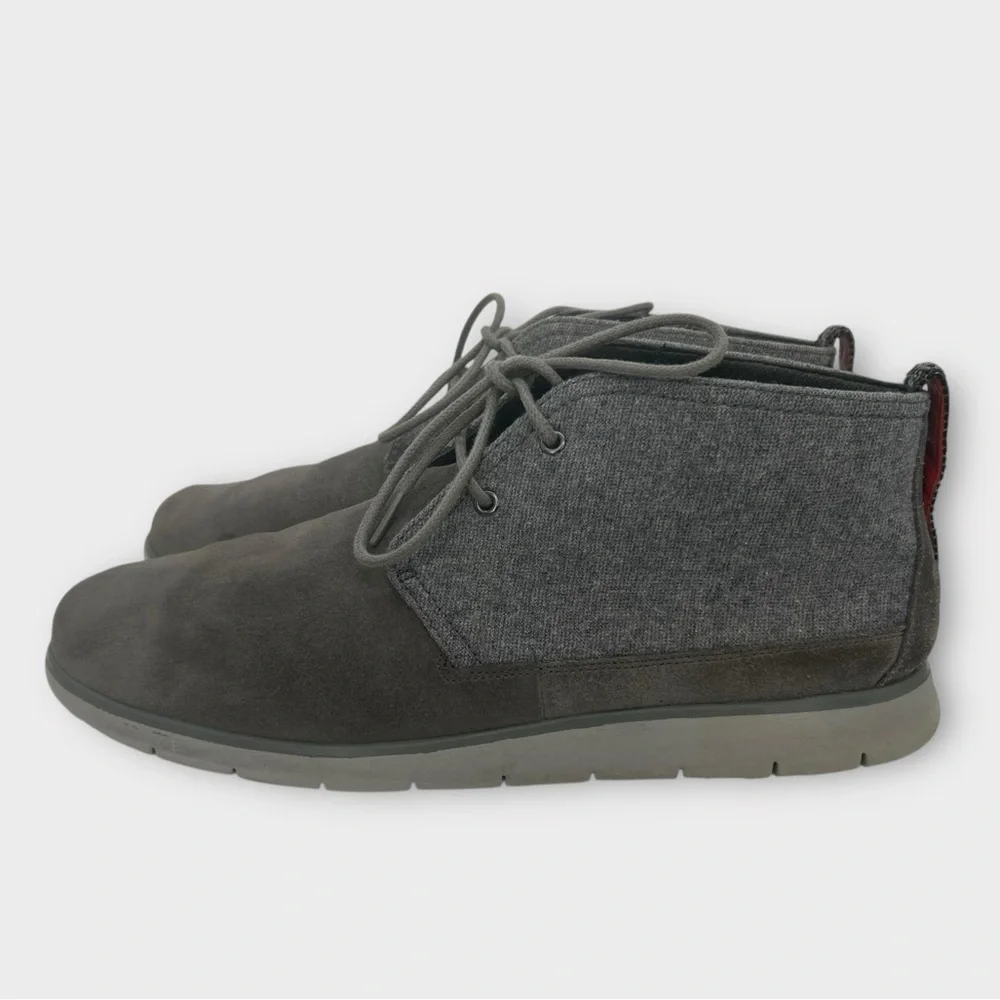 UGG‎ Freamon Men's Gray Chukka Boots Suede Side 13 Good Condition Nice!